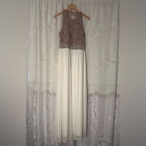 City Triangles Lace & Chiffon Maxi Dress Beaded Waist Formal Prom Bridesmaid NWT